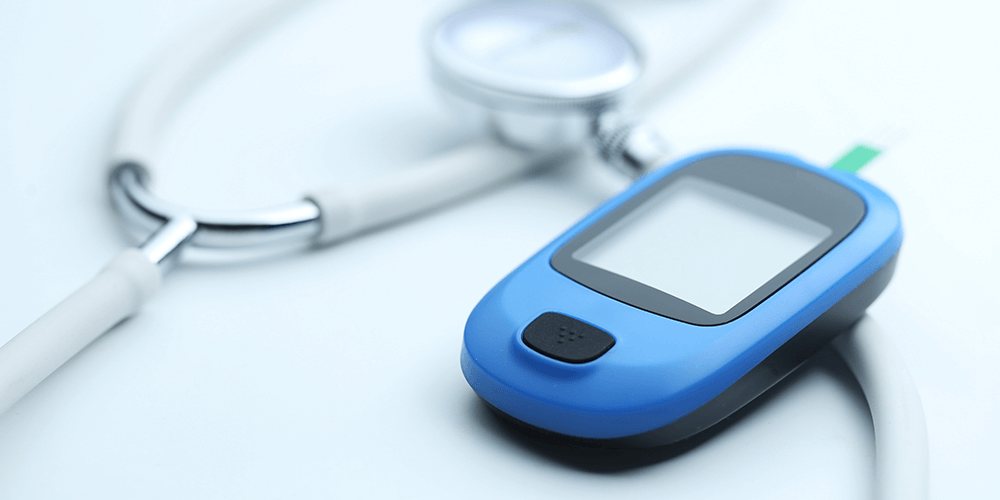 Management of acute complications of diabetes - Hyperosmolar hyperglycemic state (HHS) and hypoglycemia